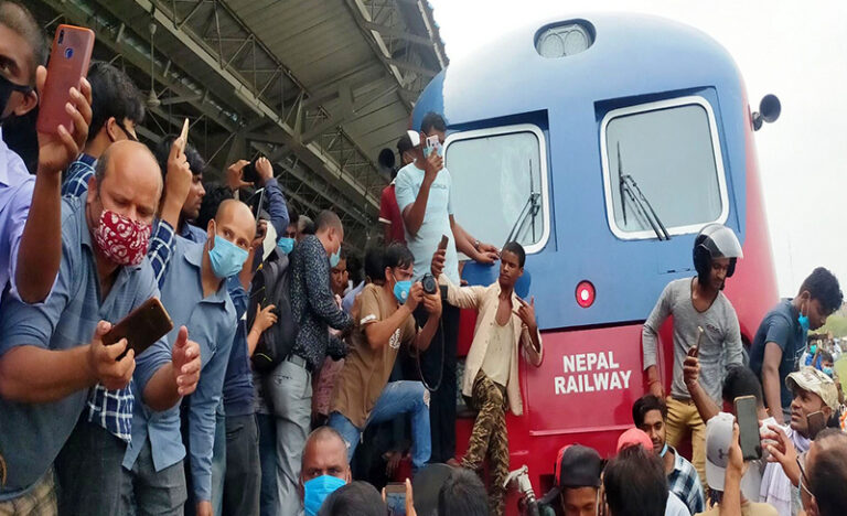 जनकपुरमा रेल