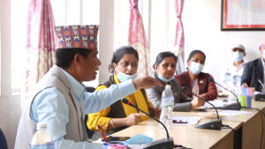 ओली र नेपाल पक्षका सांसदबीच लफडा